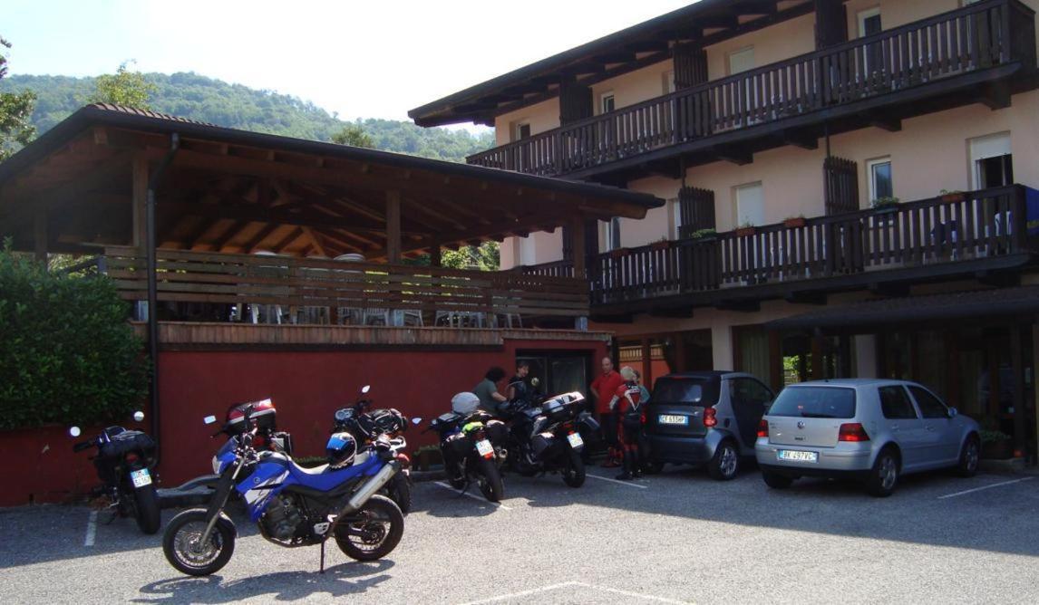 Hotel Natisone San Pietro al Natisone エクステリア 写真